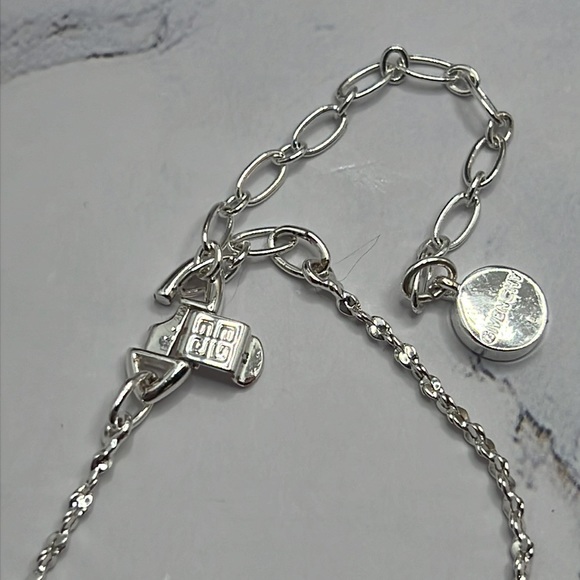 BRAND NEW Givenchy 16” Drop Crystal Pendant Necklace. - Picture 7 of 13